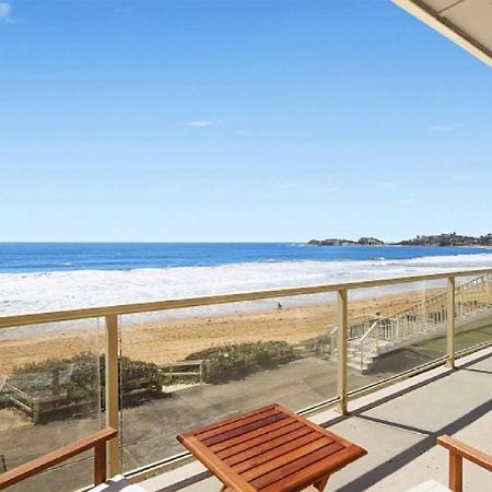 On The Beach #13 Beachfront, Ocean Views Accom Holidays Wamberal Bagian luar foto